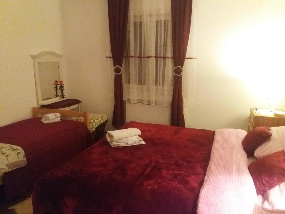 Triple Room with Shared Bathroom