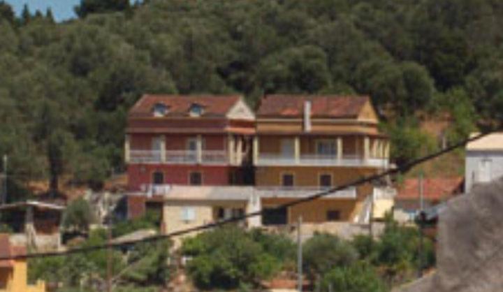 Villa Victoria Corfu - Bed and Breakfast