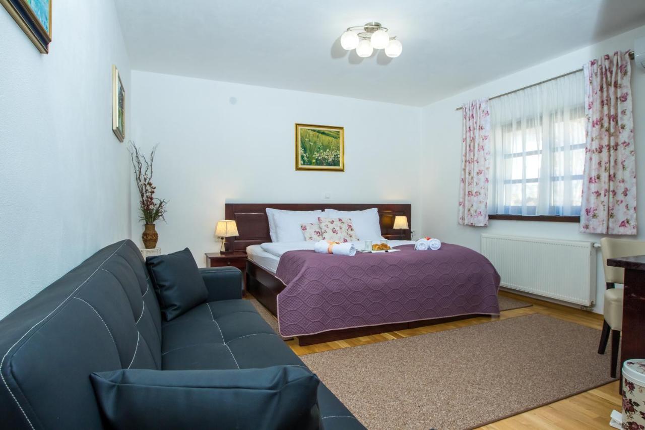Comfort Double or Twin Room with garden view