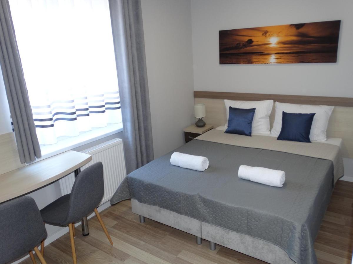 Camera Matrimoniale/Doppia con Letti Singoli con Bagno