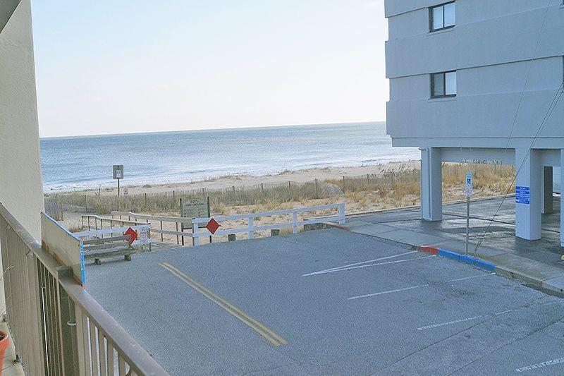 Atlantic View 101 Condo - B&B Ocean City