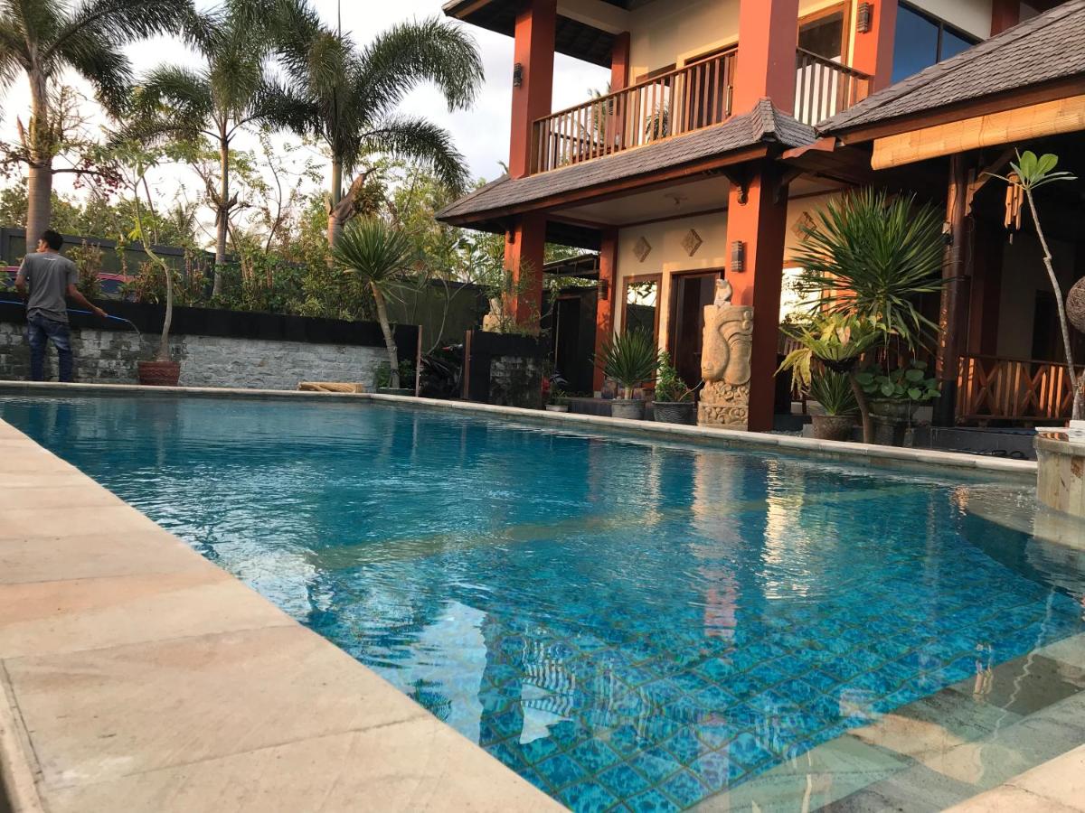 B&B Mataram - Villa Kenanga in Meninting By The Beach - Bed and Breakfast Mataram