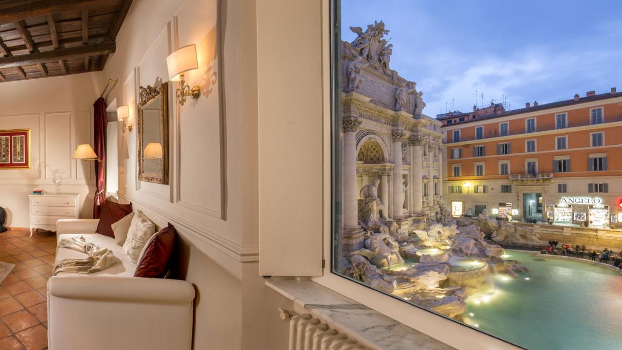 B&B Rom - Trevi Ab Aeterno - Amazing View of the Trevi Fountain - Bed and Breakfast Rom