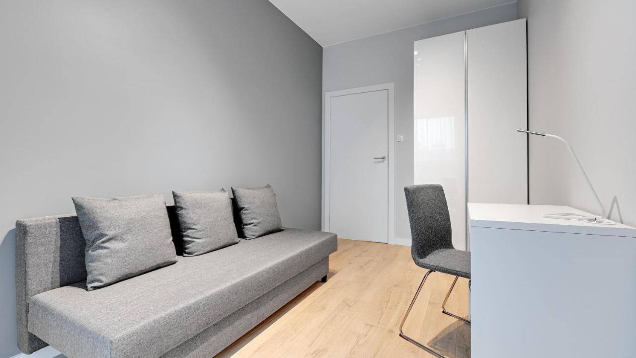 Apartment mit 2 Schlafzimmern und Balkon (6 Erwachsene)