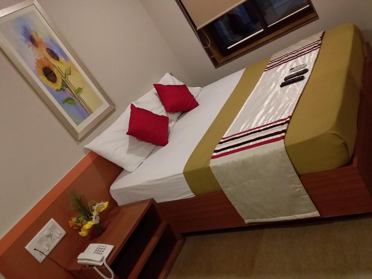 B&B Shirdi - Sai Palace Express(Shirdi) - Bed and Breakfast Shirdi