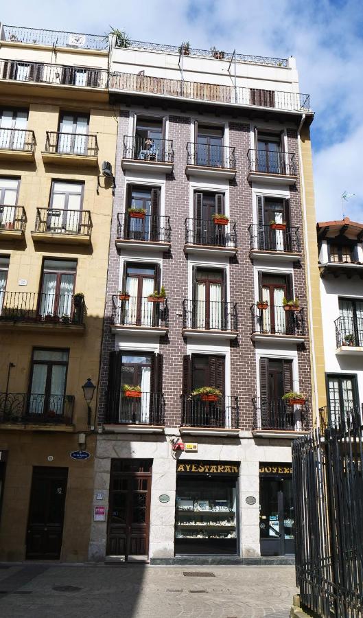 Apain HT - B&B