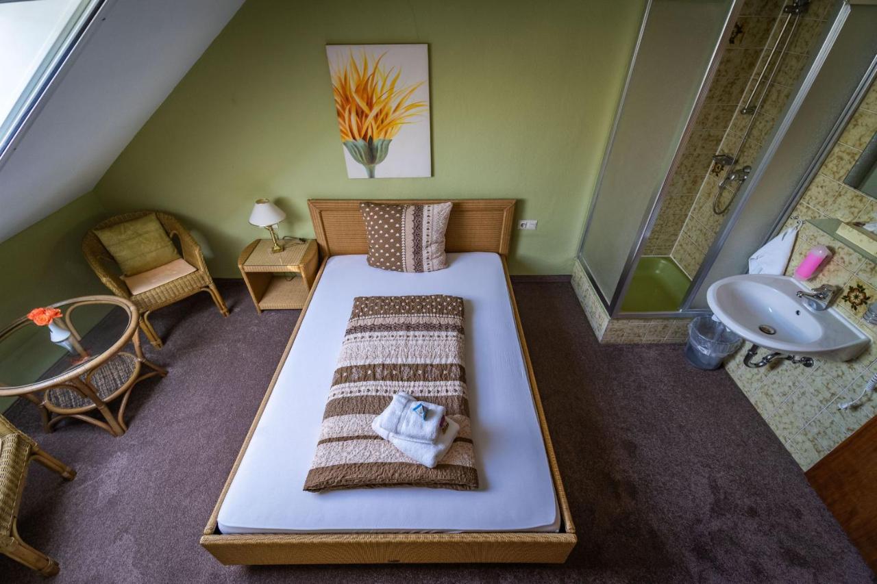 Single Room with Shared Bathroom