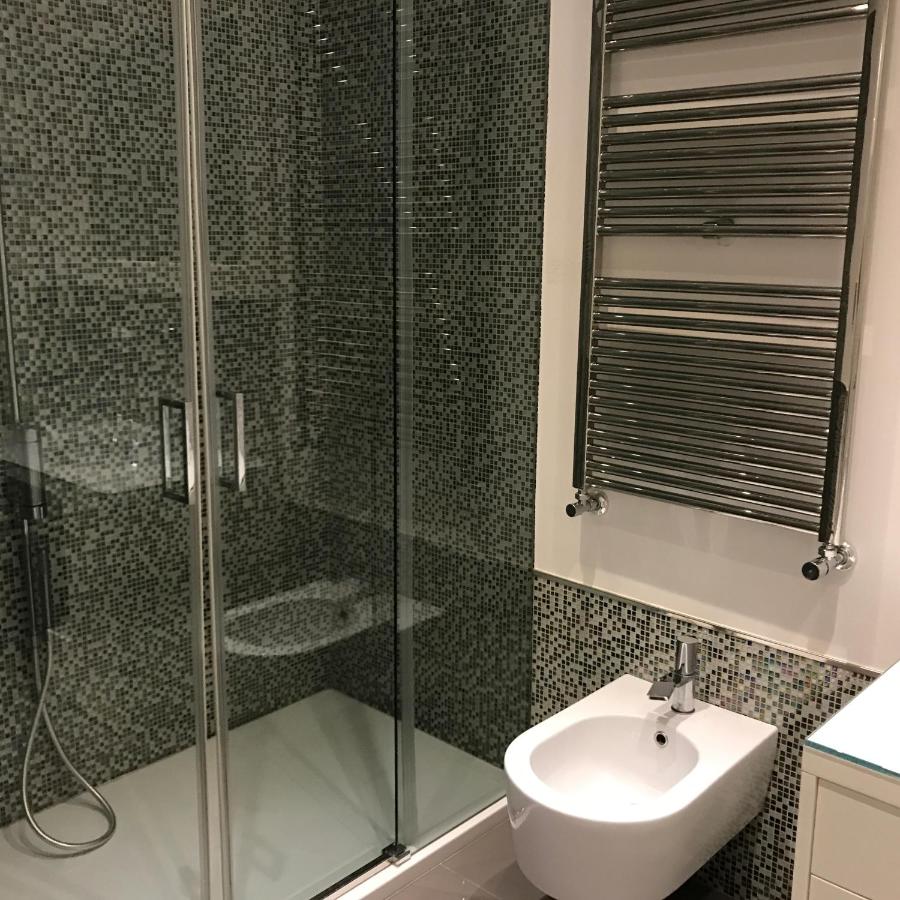 Camera Queen con Bagno in Comune