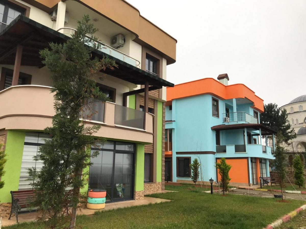B&B Trabzon - Seyran Seaside Apartments - 1-garden floor - Bed and Breakfast Trabzon