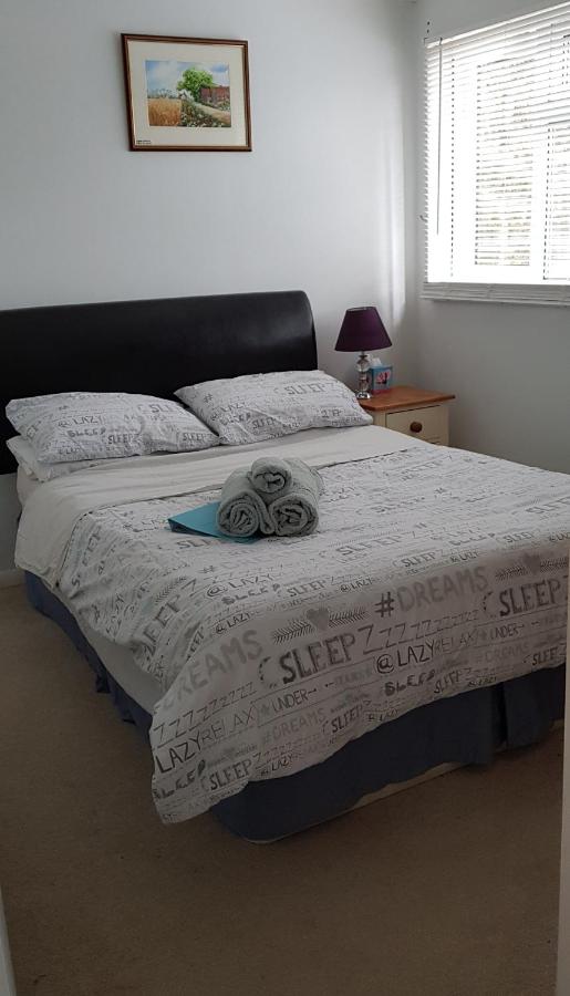 Quiet house beside Stansted Airport - Bed and Breakfast Bishop's Stortford
