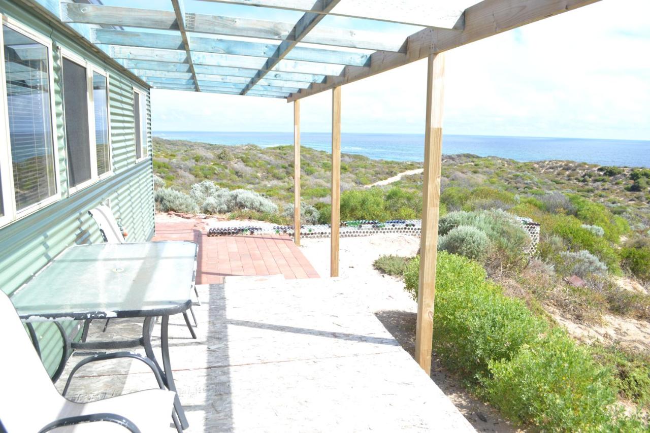 B&B Greenough - Private Beach Cottage At Ecostays - Bed and Breakfast Greenough
