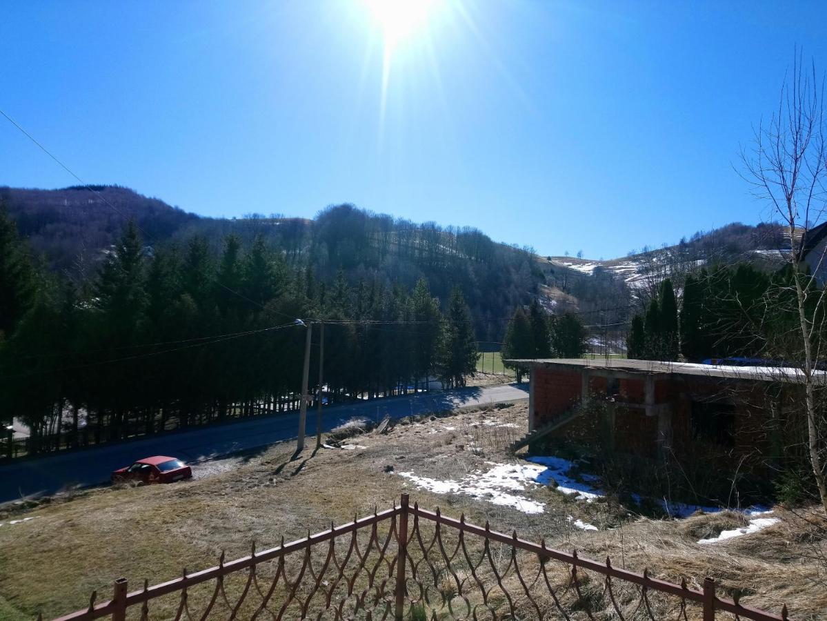 Apartments and Rooms Vicko - B&B Brzeće