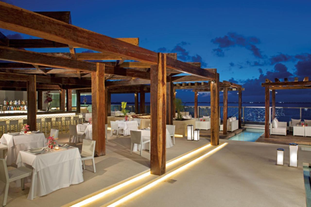 Dining image 3