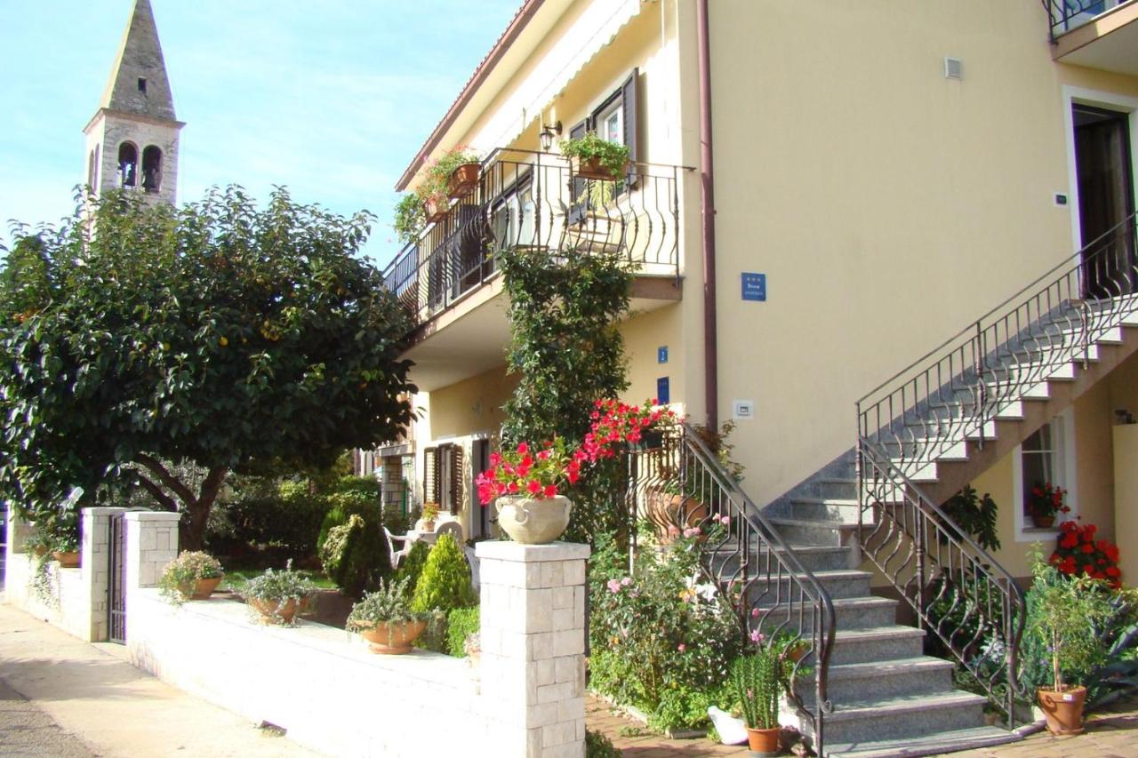 B&B Umag - Apartment Complex Orzan Lovrecica - Bed and Breakfast Umag