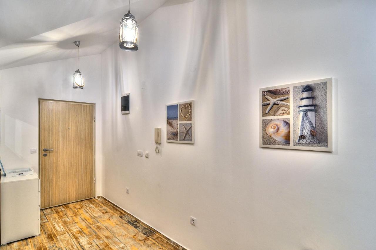 Bayview Apartments Tivat Montenegro - B&B