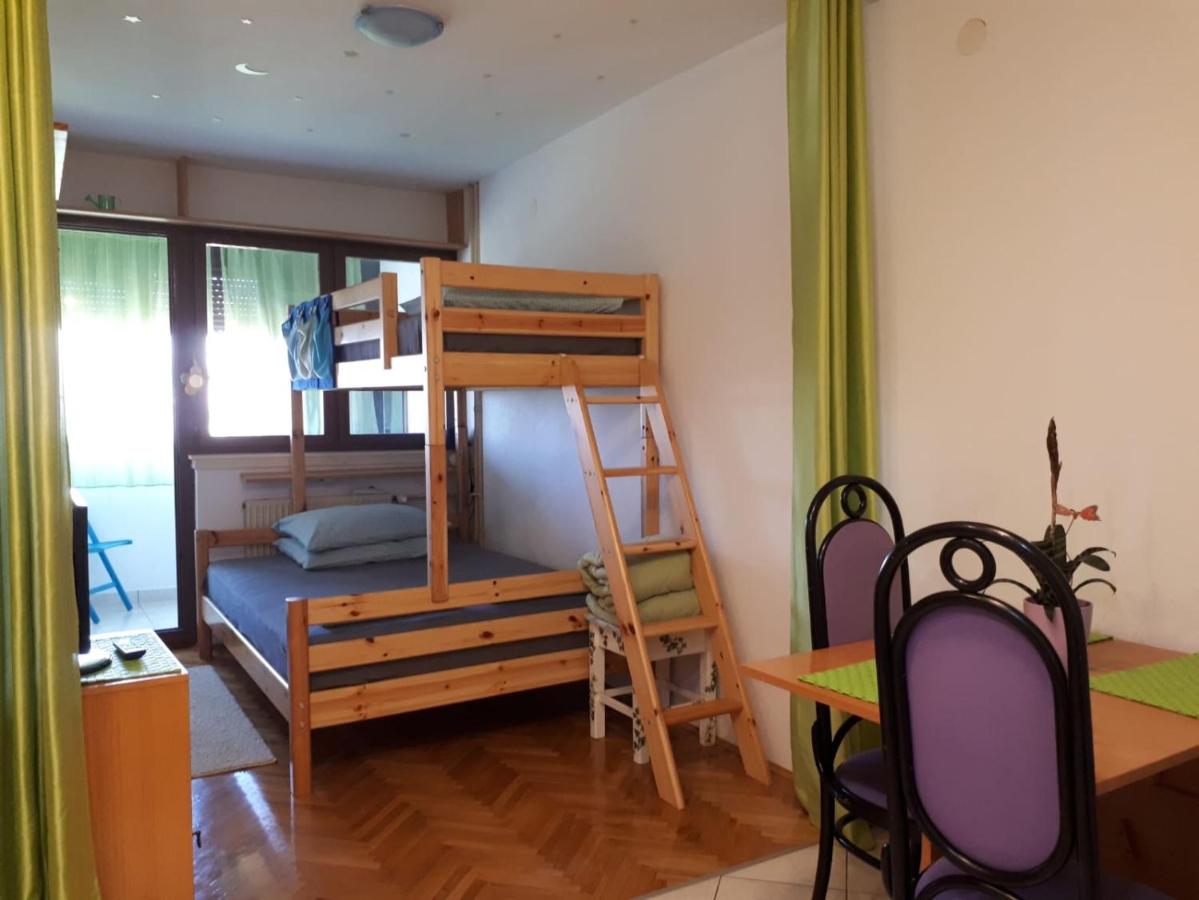 Apartment Marija - Ferienwohnung Split