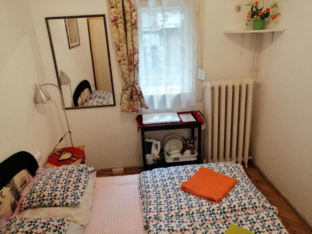 Small Single Room, Private Bathroom