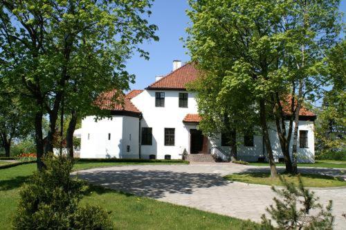 B&B Kwidzyn - Biały Dwór - Bed and Breakfast Kwidzyn