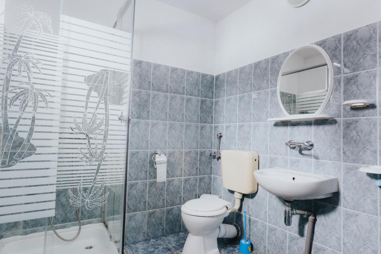 Chambre Lits Jumeaux avec Salle de Bains Privative