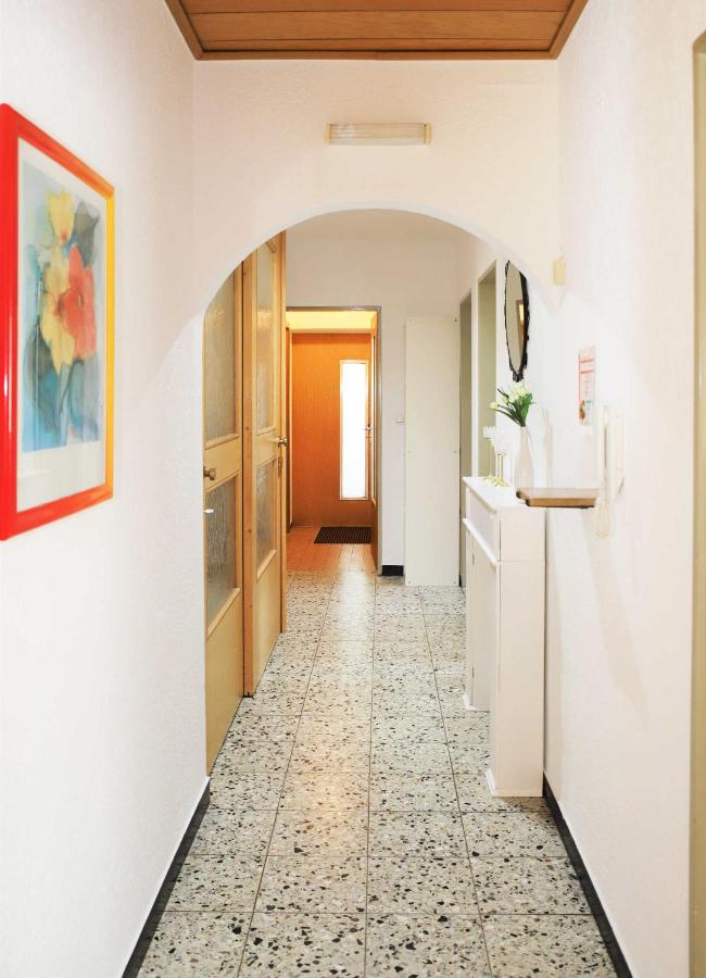 Appartamento con 2 Camere da Letto e Balcone