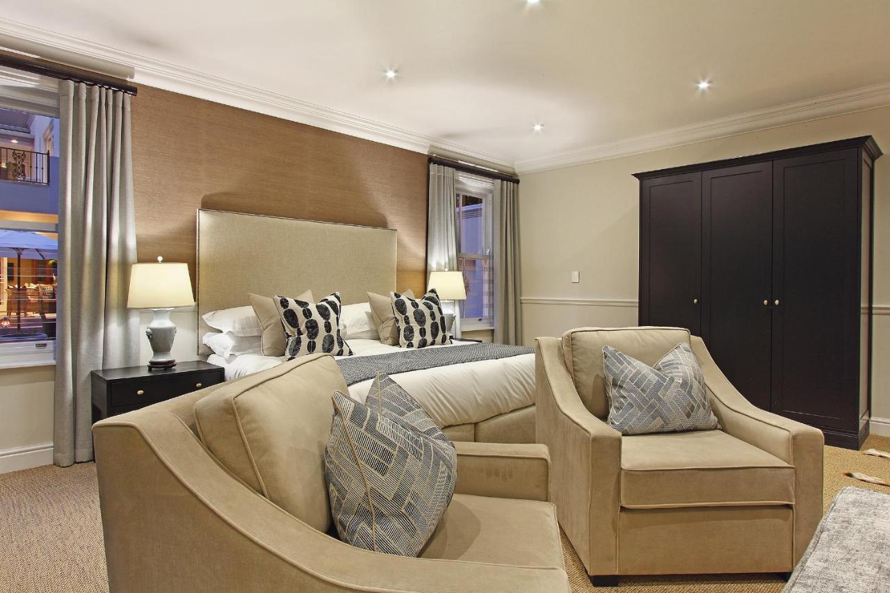Garden Room 9