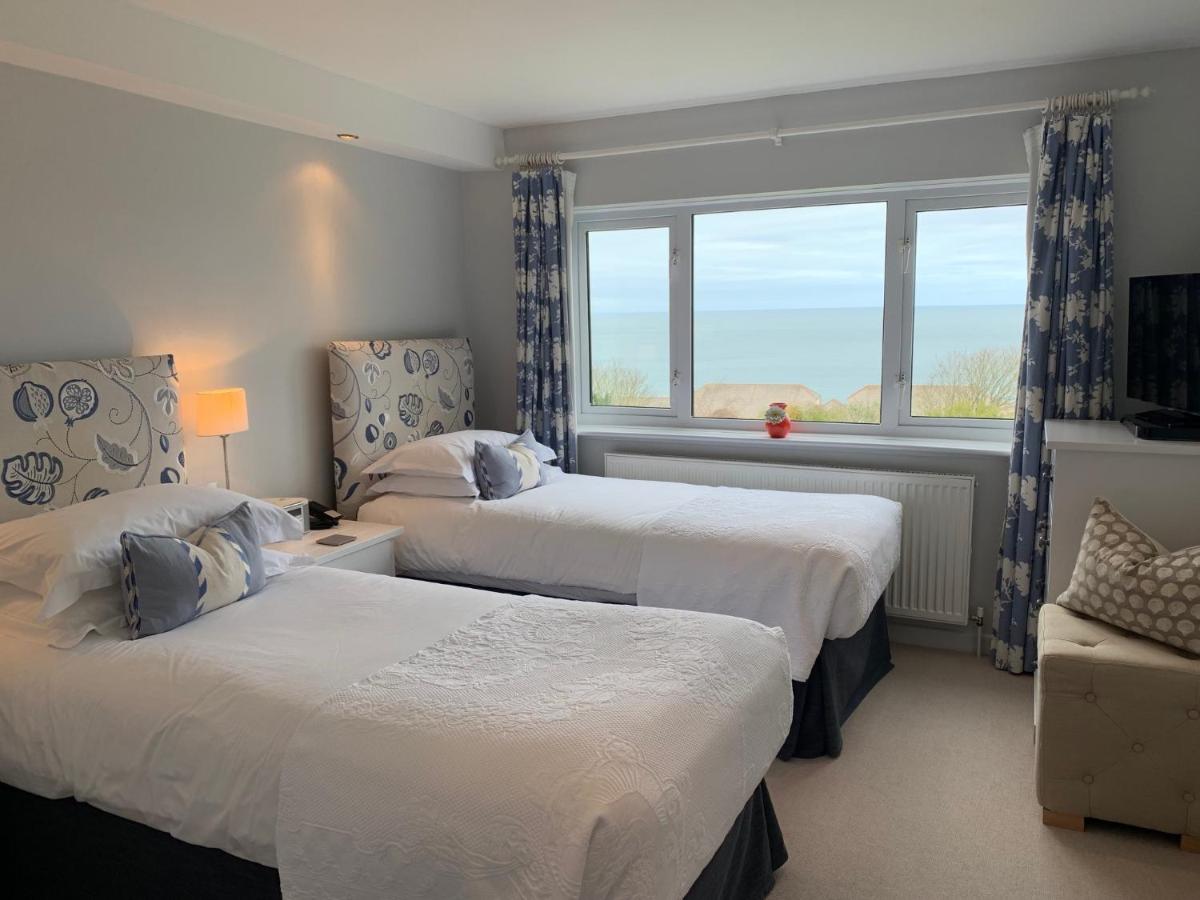 Double or Twin Room with Sea View