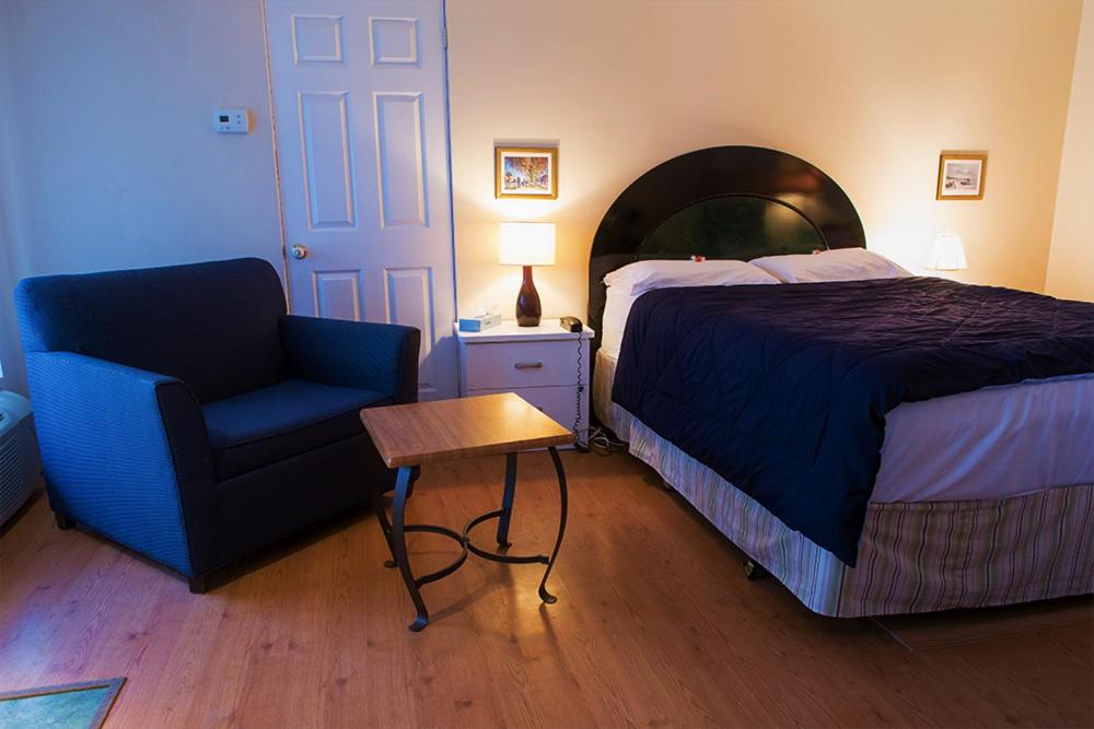 Standard Room with Kitchenette