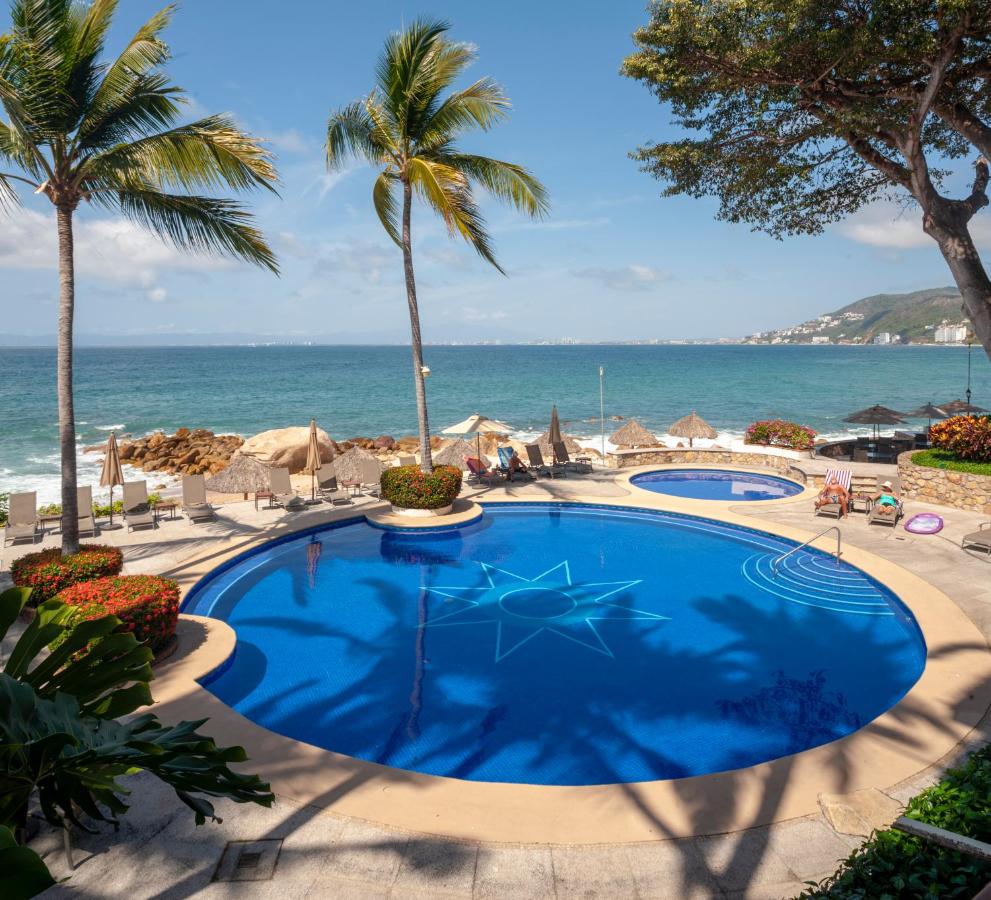 B&B Puerto Vallarta - Ocean Front, 3 bedroom, 3 bathroom, Casa Natalia, Playa Esmeralda - Bed and Breakfast Puerto Vallarta