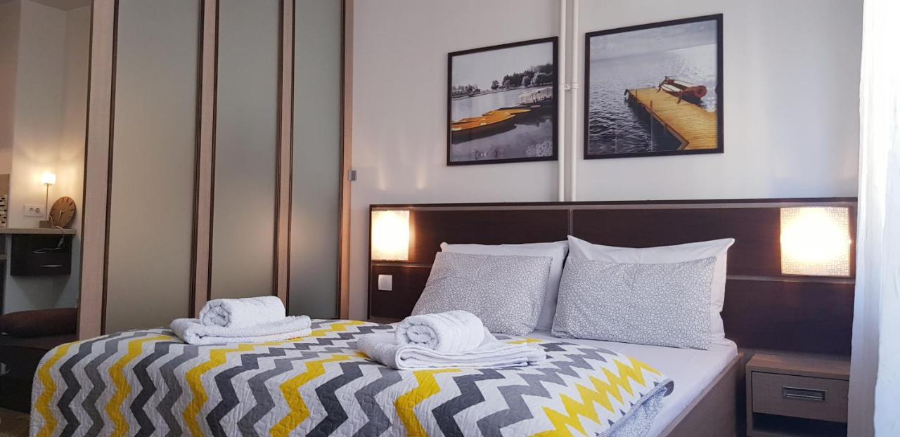 YELLOW FLOWER - Ferienwohnung Novi Sad