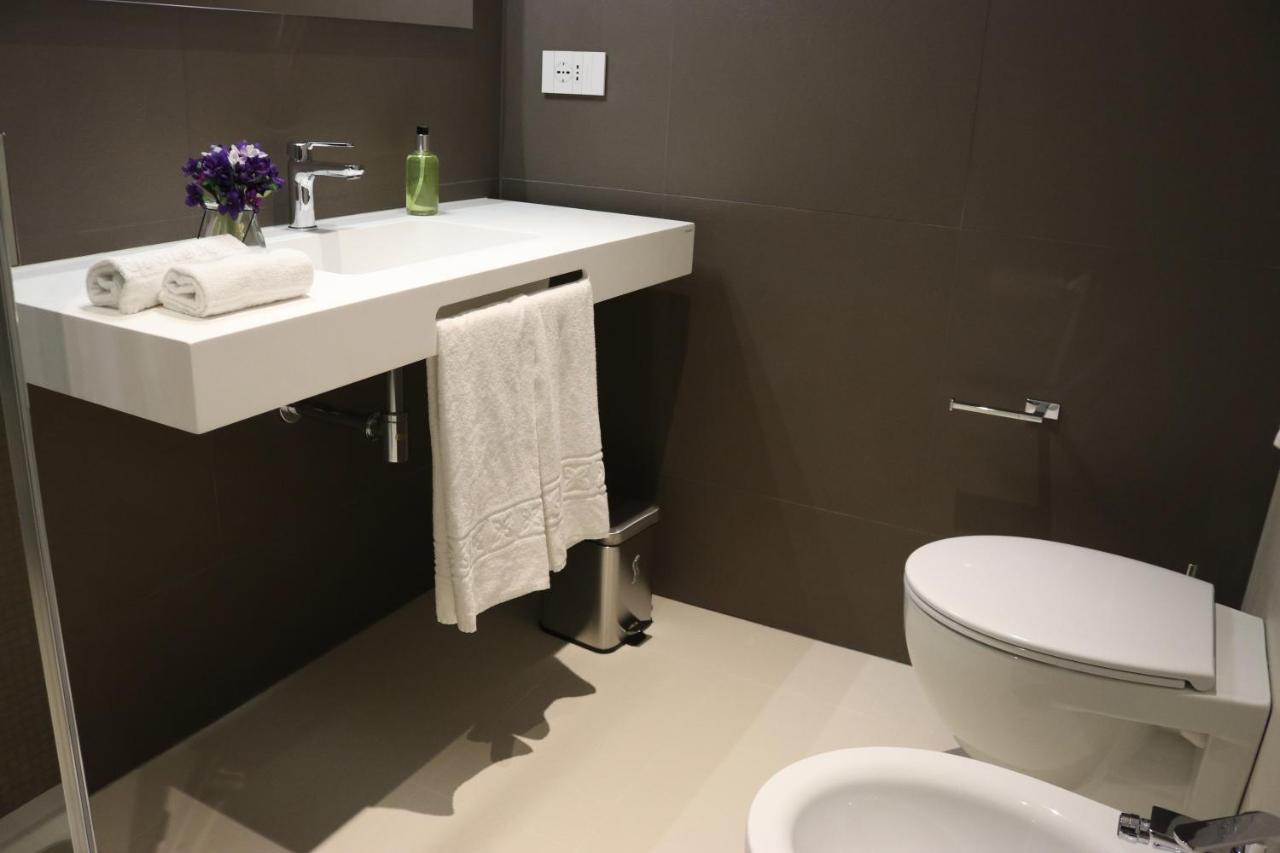 Deluxe driepersoonskamer met eigen badkamer