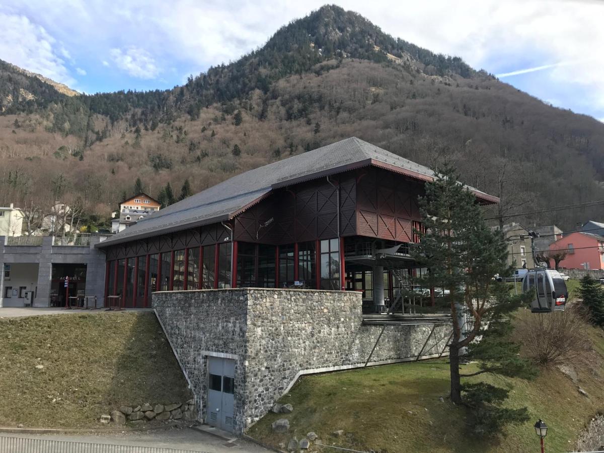 Pied télécabine avec parking couvert, T2 bis 5 personnes. - B&B