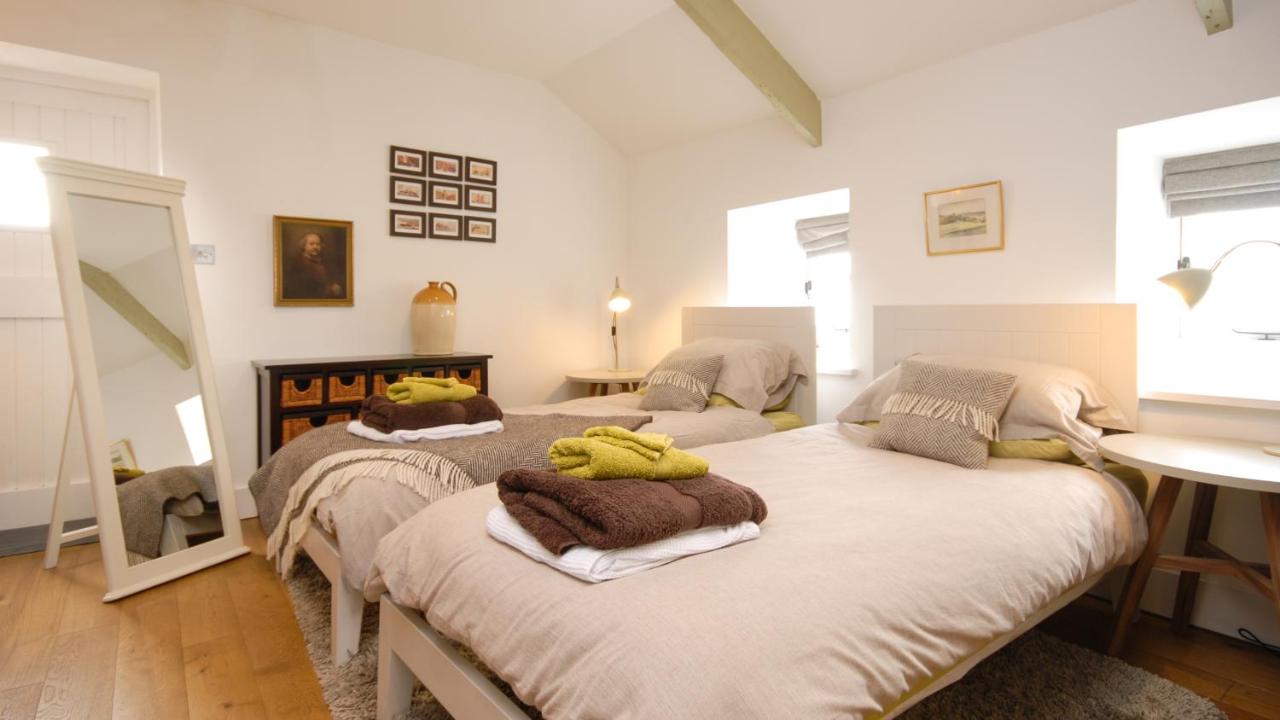 Two-Bedroom Apartment with Garden