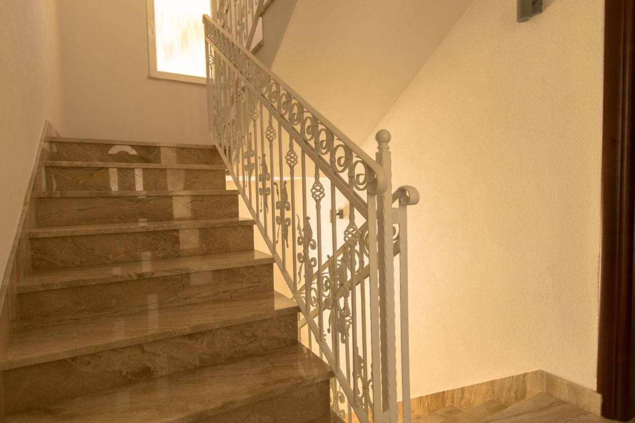 Studio 1st Floor with Sea View - no 3