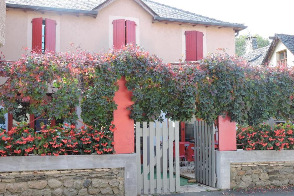 B&B Ispagnac - Hôtel Les Vignes Rouges - Bed and Breakfast Ispagnac