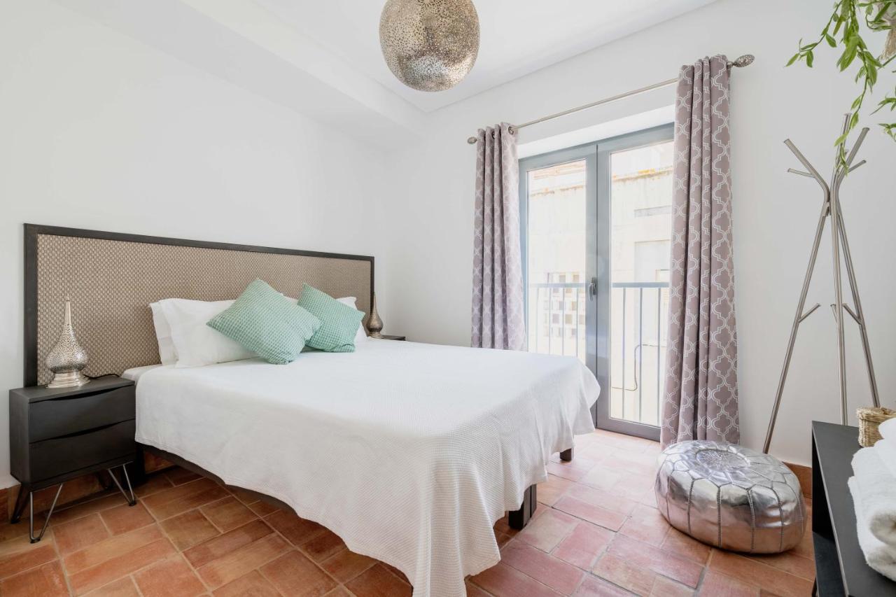 Deluxe Doppel-/Zweibettzimmer mit Stadtblick