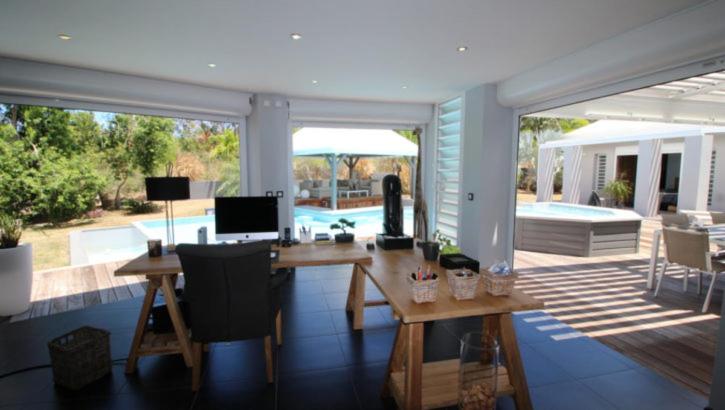 VILLA DE LUXE à ST FRANCOIS Guadeloupe 8 à 10 PERSONNES 3 Chambres dont 2 avec Mezzanine - Chambres d’hôtes Saint-François