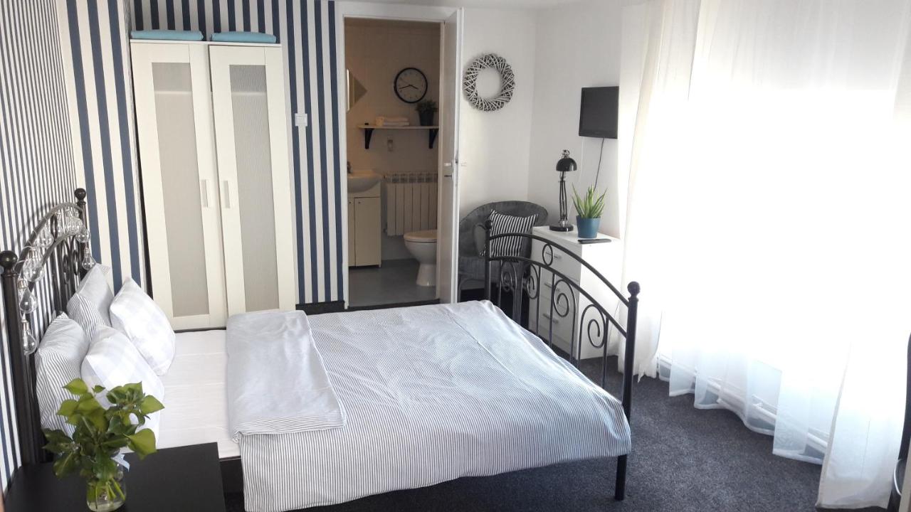 Habitación Doble Económica