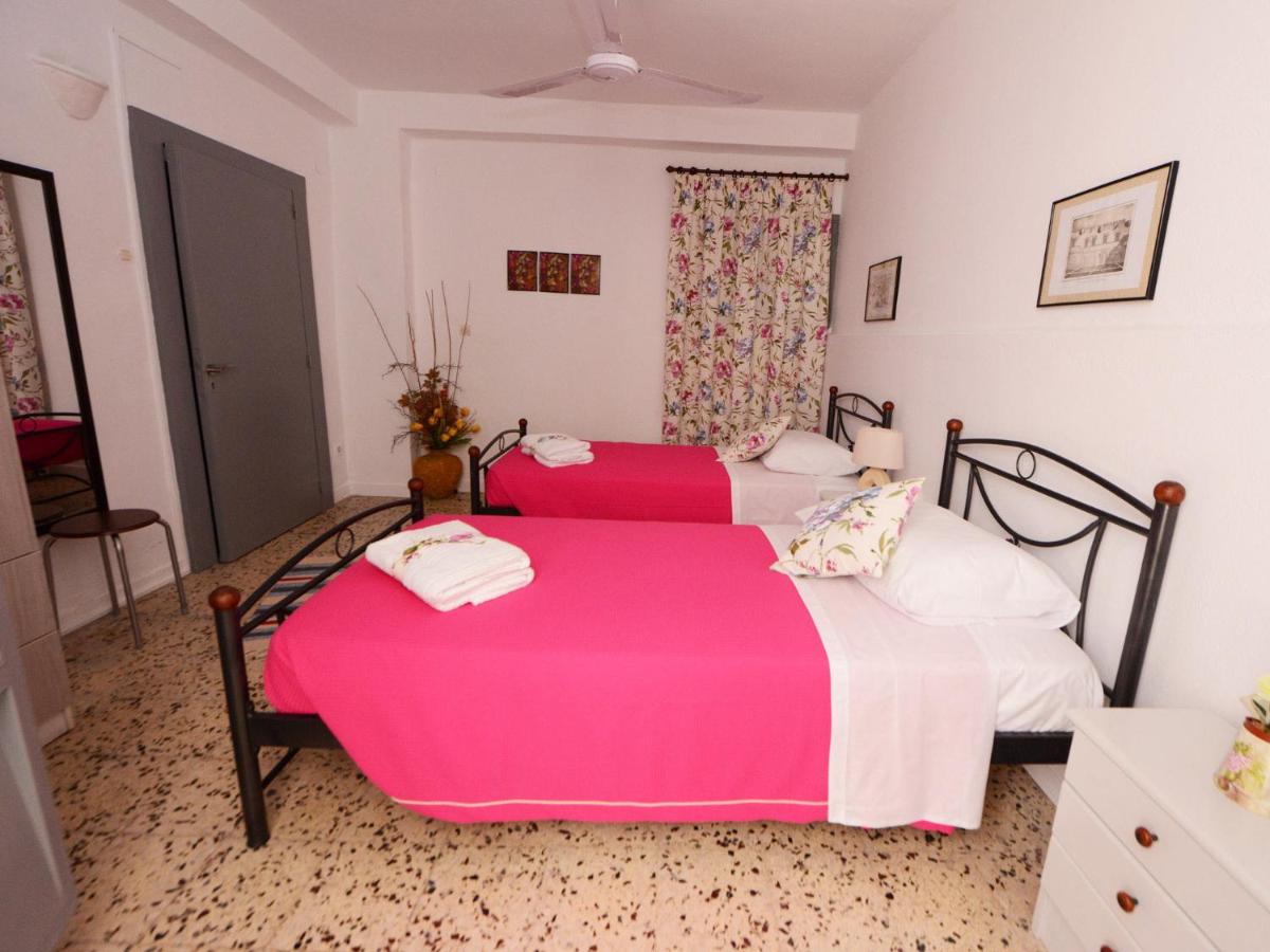 Classic Twin Room