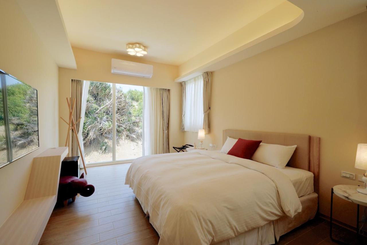 King Room with Mountain View