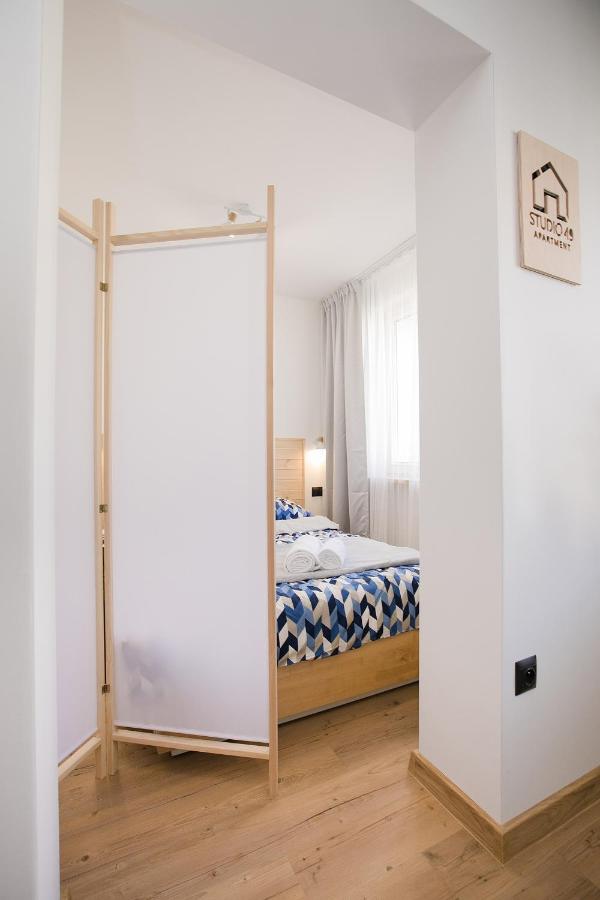 Studio 49 Apartment - Bed and Breakfast