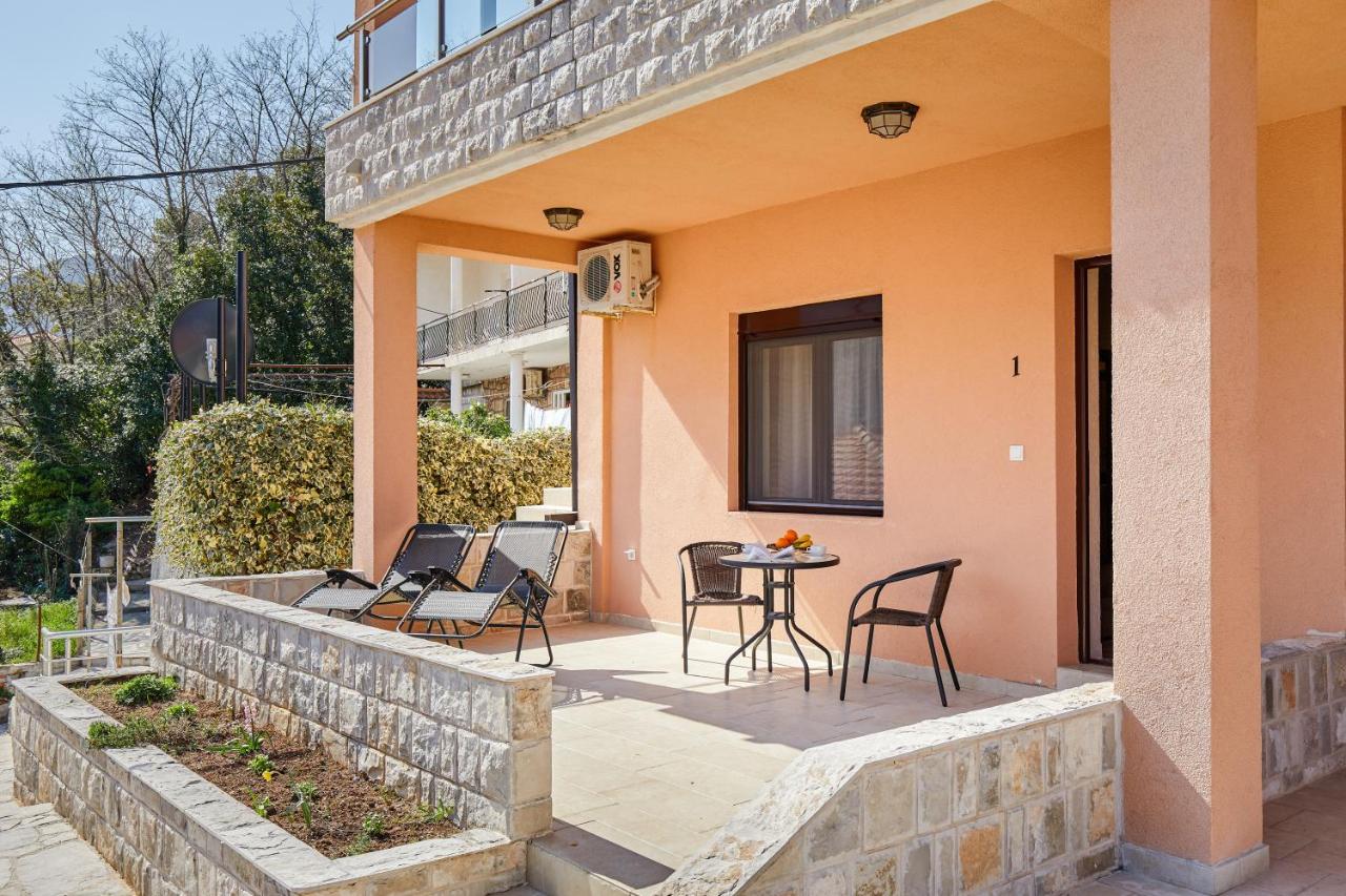 Studio Apartment with Sea View