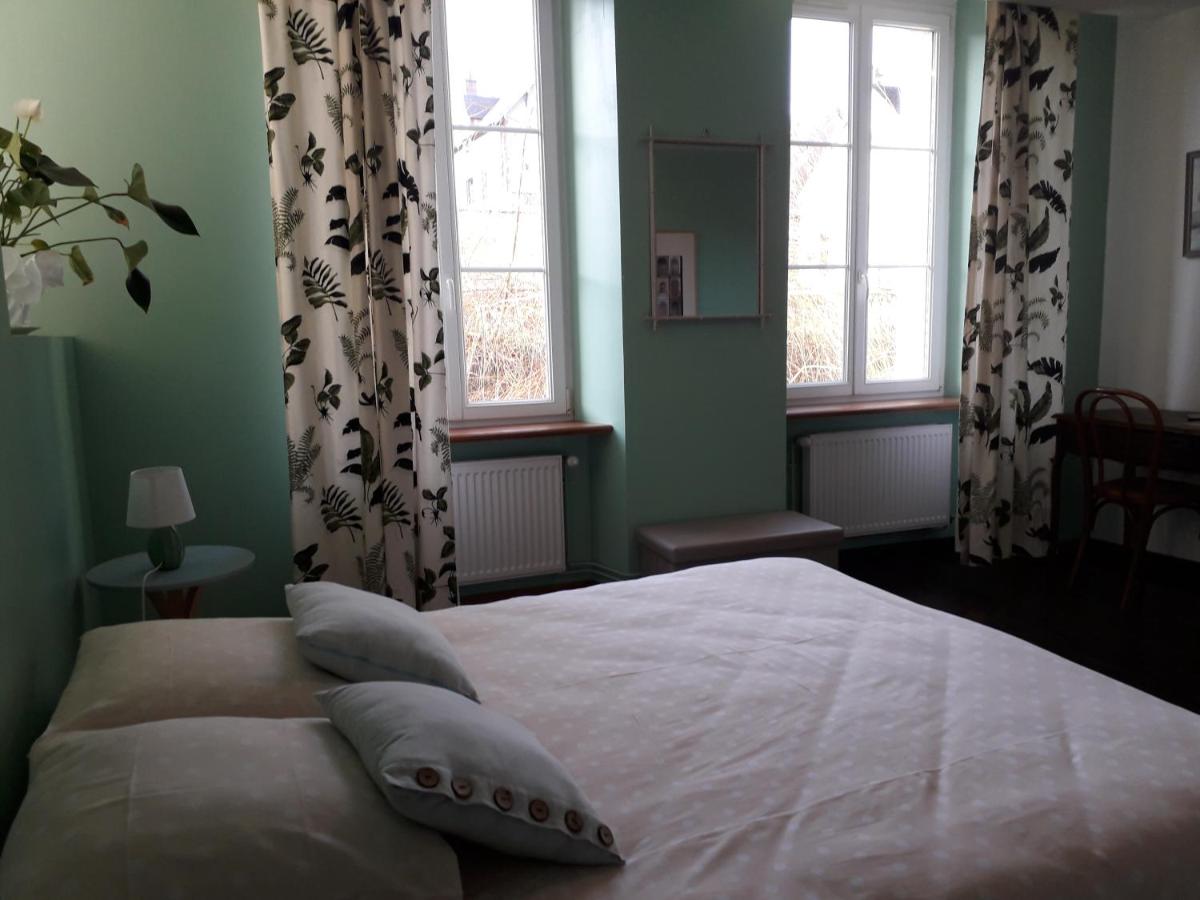 B&B Baye - AMBIANCES chambres d 'hôtes - Bed and Breakfast Baye