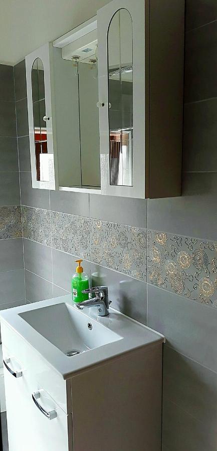 Twin Room with Bathroom