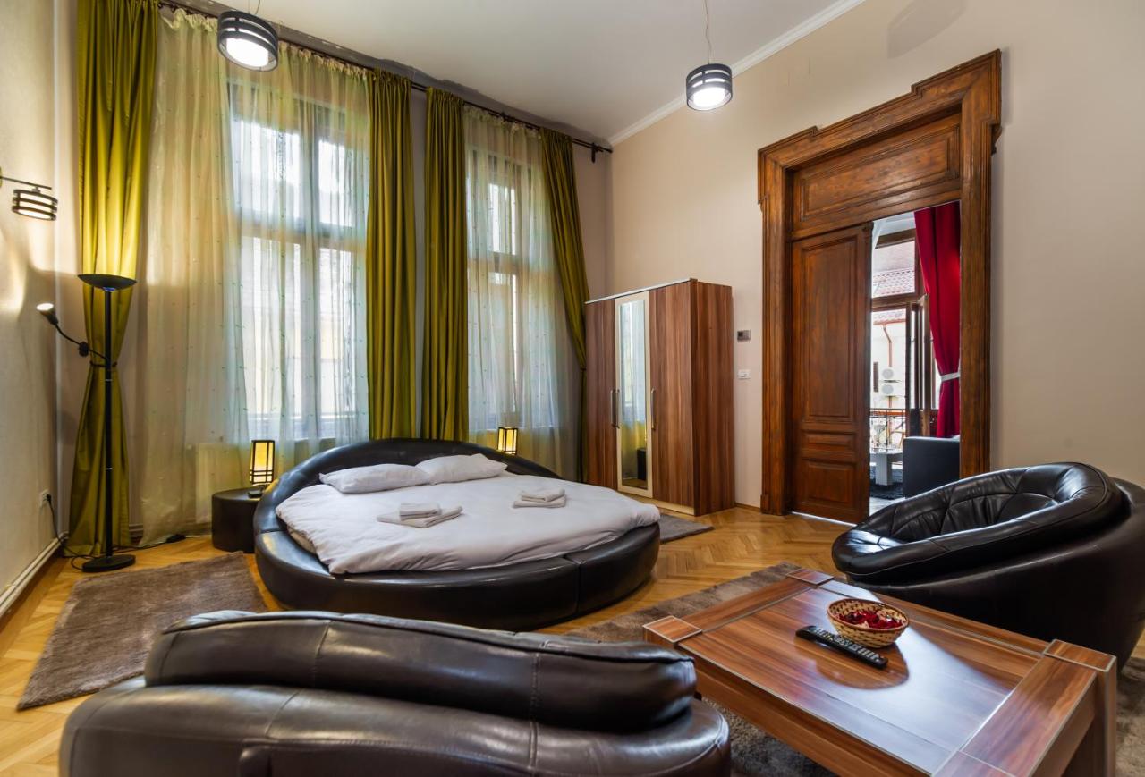 Cheminee Apartment