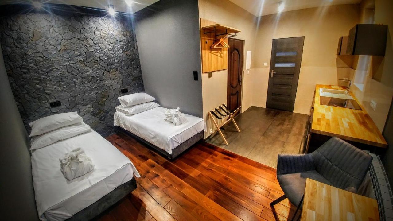 Studio Apartment