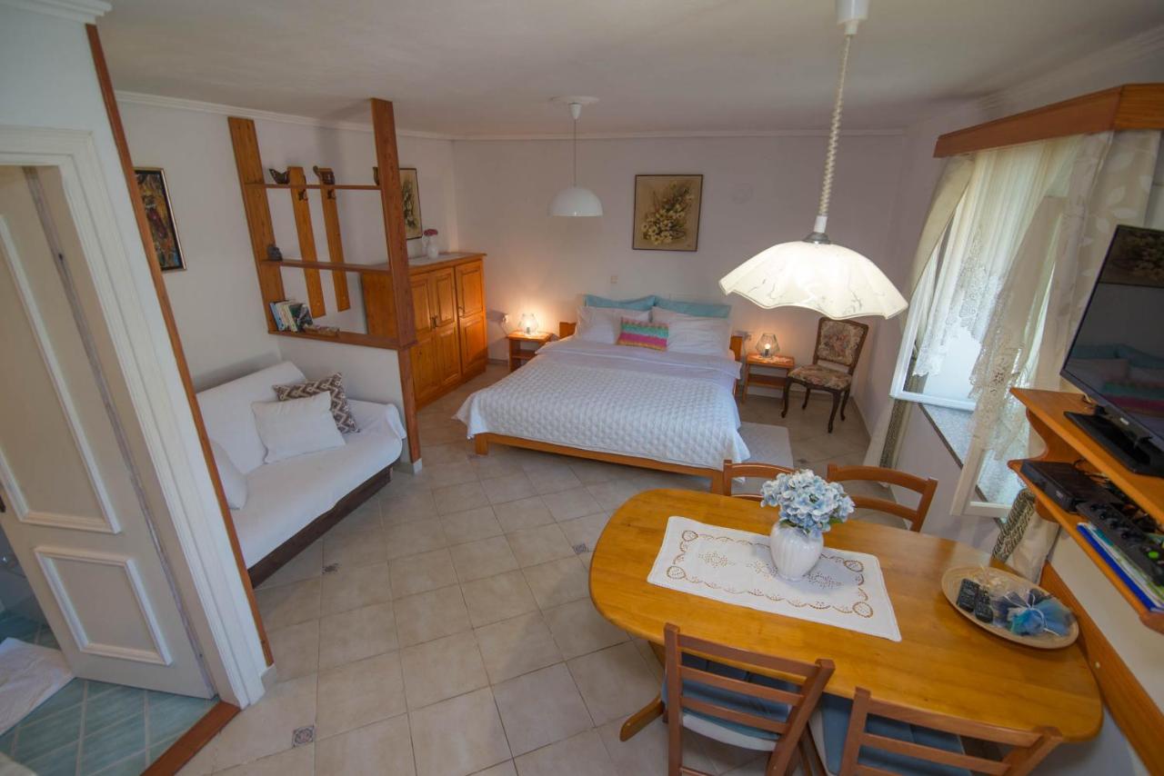 B&B Veli Lošinj - Roberto 2 - Bed and Breakfast Veli Lošinj