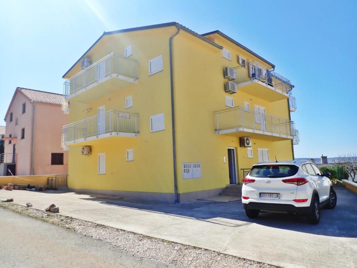 Apartment ELA enjoy breathtaking seaview - Ferienwohnung