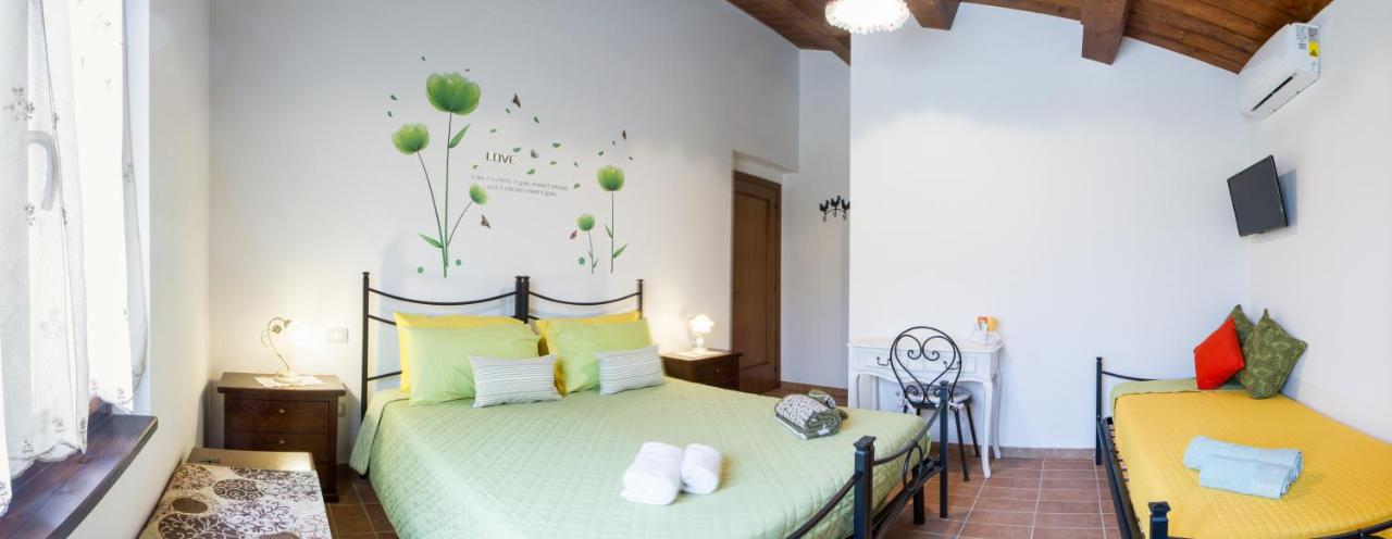 Chambre Triple avec Salle de Bains Privative