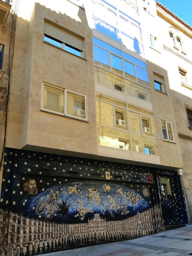 Apartamentos Gran Via - Bed and Breakfast