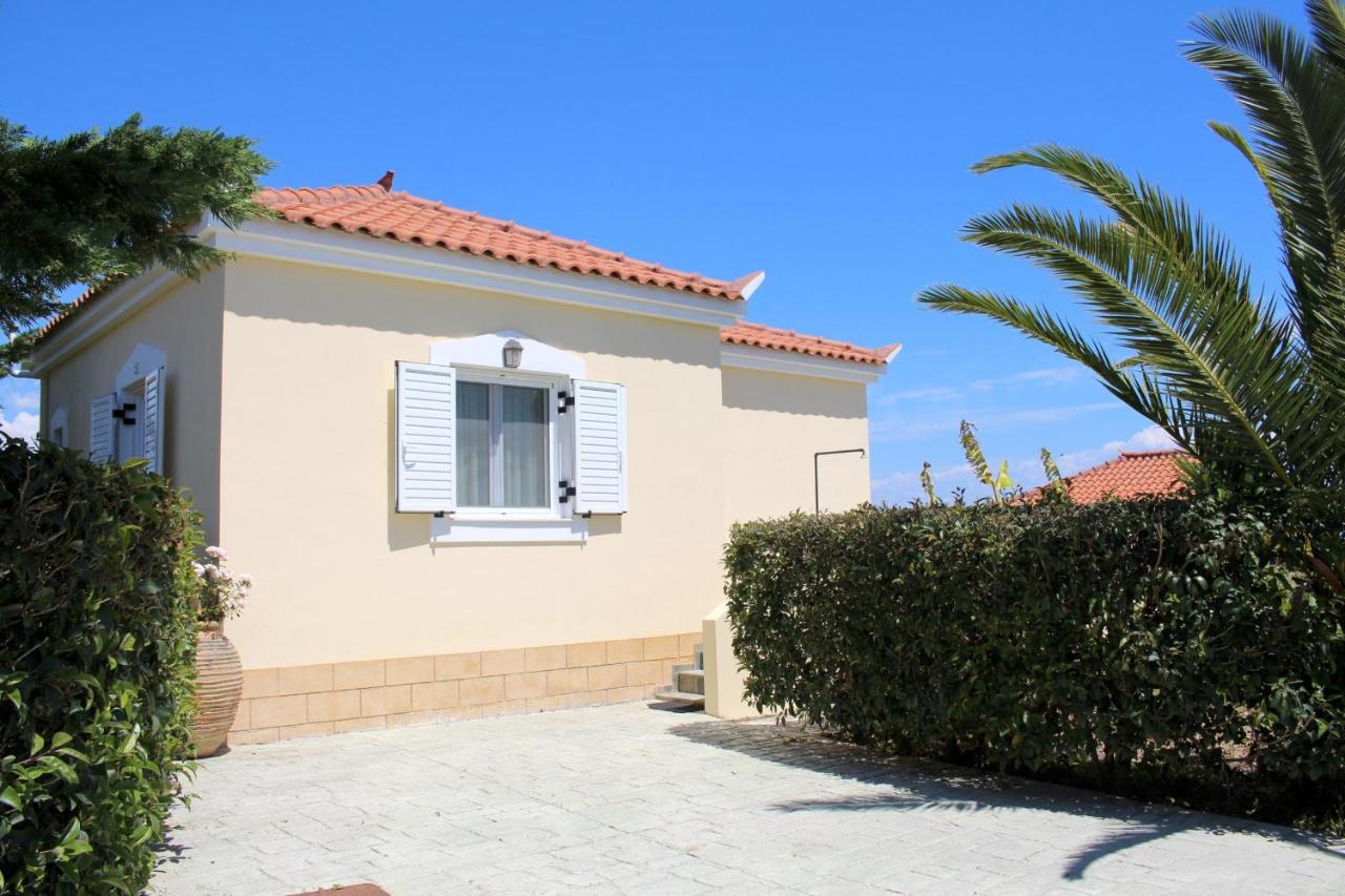 ORFANOS 3 - B&B Armenoí